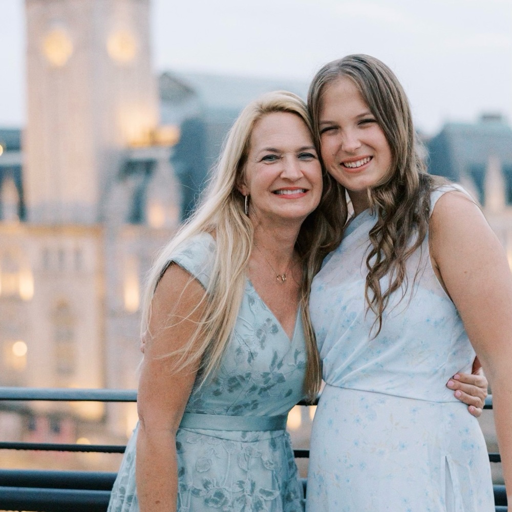 Meet your Posher, Emily